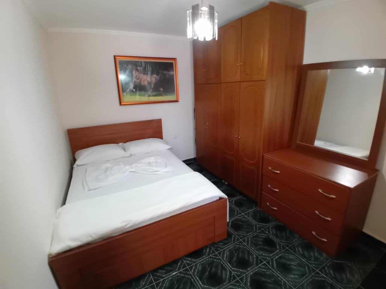 Gogo'S Sea Side Apartment Saranda Zewnętrze zdjęcie